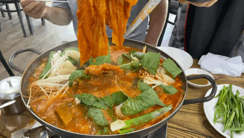  [매탄동맛집] 가성비 좋은 감자탕과 순대국밥이 있는 곳- ‘민속왕순대’