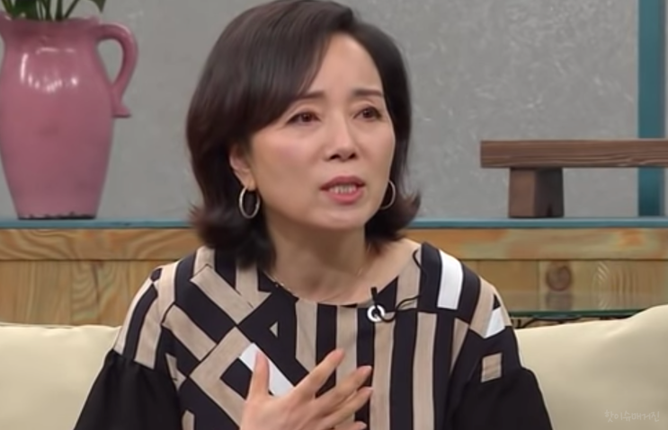 탤런트 김민경 별세 사망 사인 이유 극단 신협 40년 세월동안 연기생활을 해온 그녀 임영웅이 어머니와 함께 장례식장으로 탤런트 김민경 별세 사망 사인 이유 극단 신협 40년 세월동안 연기생활을 해온 그녀 임영웅이 어머니와 함께 장례식장으로