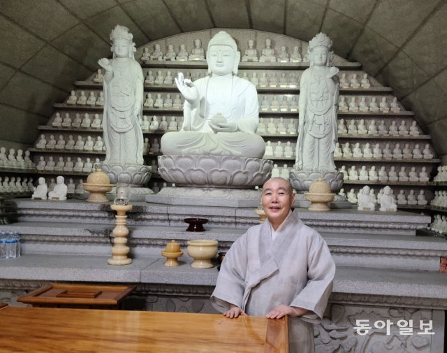 "평생 닦은 불심과 사회복지 활동, 이게 제 ‘소림무술’이죠” "평생 닦은 불심과 사회복지 활동, 이게 제 ‘소림무술’이죠”