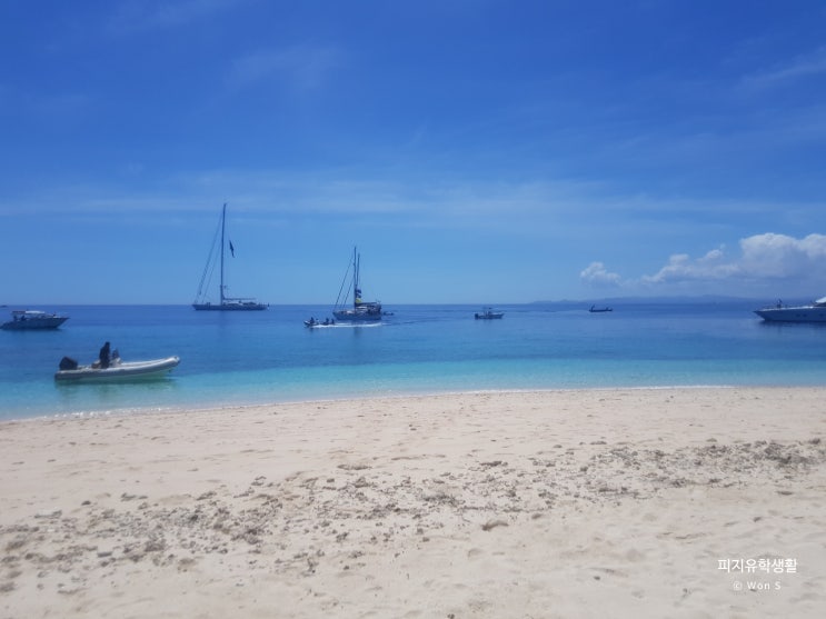  피지워터의 원산지 피지, 물이 엄청 맑은 섬 비치콤버 아일랜드(Beachcomber island) - 2편