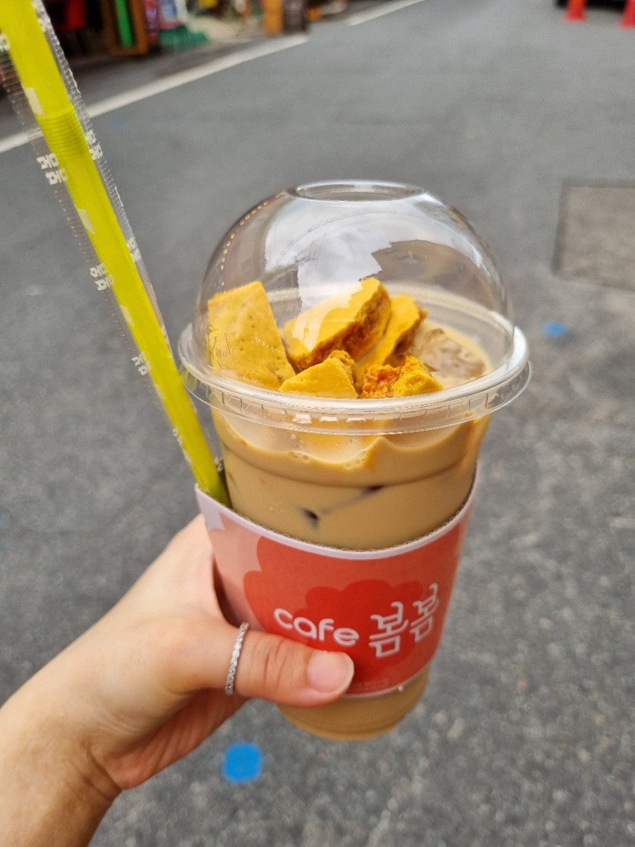카페봄봄 안지랑점 사진 4