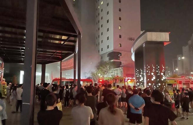 '천안의 강남' 주차장 화재, 100억 원대 대형 보험사고로 '천안의 강남' 주차장 화재, 100억 원대 대형 보험사고로