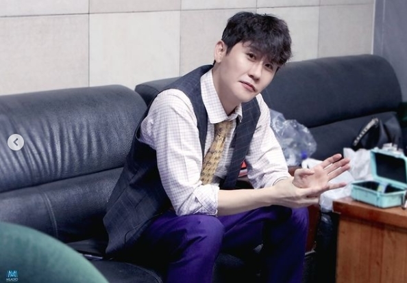 의리남 <b>영탁 장민호</b> MV출연 비하인드컷 "장르물 아닌가요"