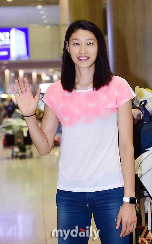  식빵언니 김연경 중학교 때 키 작아 축구 선수할까    고민