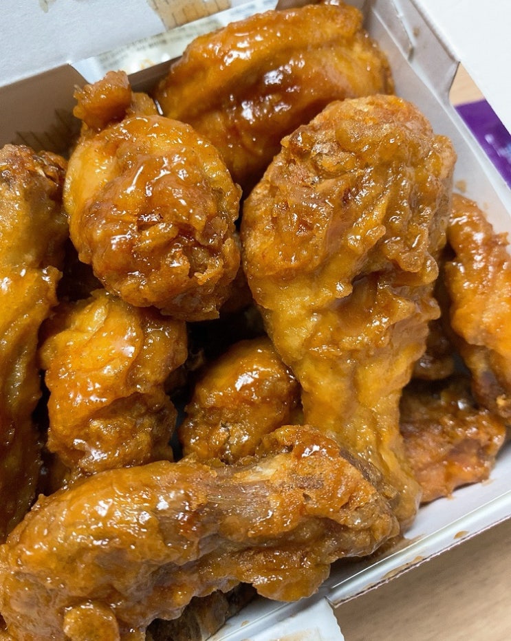 깔끔바삭새콤 교촌 발사믹치킨 맛있다 깔끔바삭새콤 교촌 발사믹치킨 맛있다