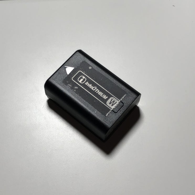  소니 카메라 배터리 NP-FW50  충전 시간