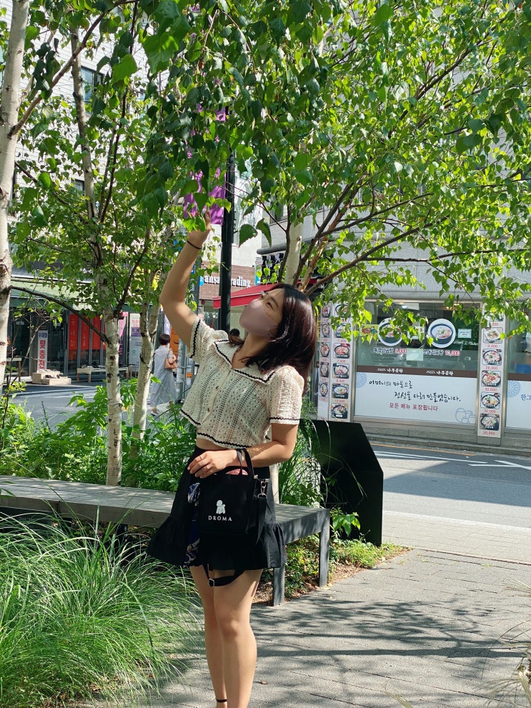  성수동핫플카페 스켑과 롱보드가 있는 도렐 카페