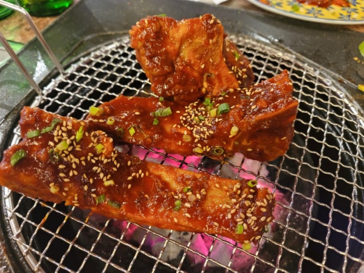  서울 종로 경복궁역 맛집 뼈탄집:: 뼈구이 드셔 보셨나요?(with삼겹살)