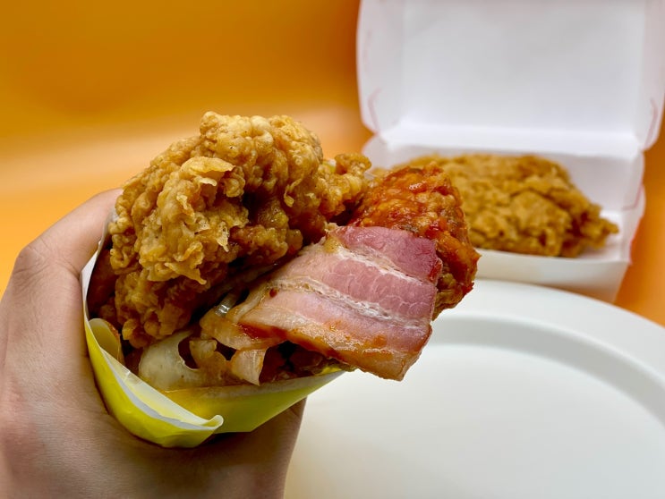  KFC 신메뉴 -  No bun, All meat, '블랙라벨 더블다운맥스'  칼로리 폭탄!