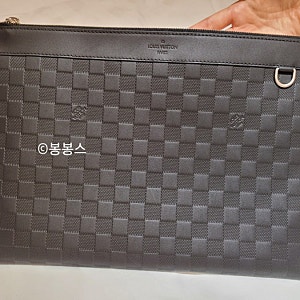 루이비통 남자 클러치백 포쉐트 다미에 N60112 신세계 백화점 구매후기