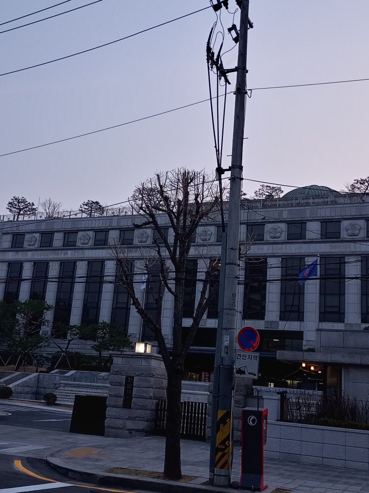  순직유족보상금 부지급처분 취소 승소 판례, 독일 외국출장 중 직장암 패혈증으로 사망한 공무원 행정소송변호사