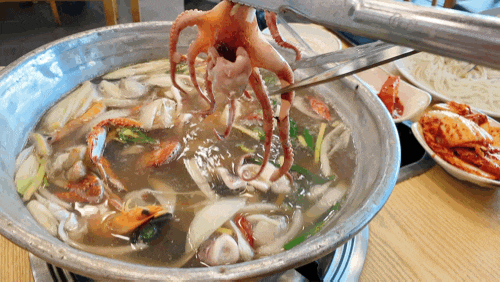 [인천 소래포구] 통큰칼국수(통큰해물손칼국수), 푸짐한 해물과 감자수제비가 맛있는 소래포구 맛집