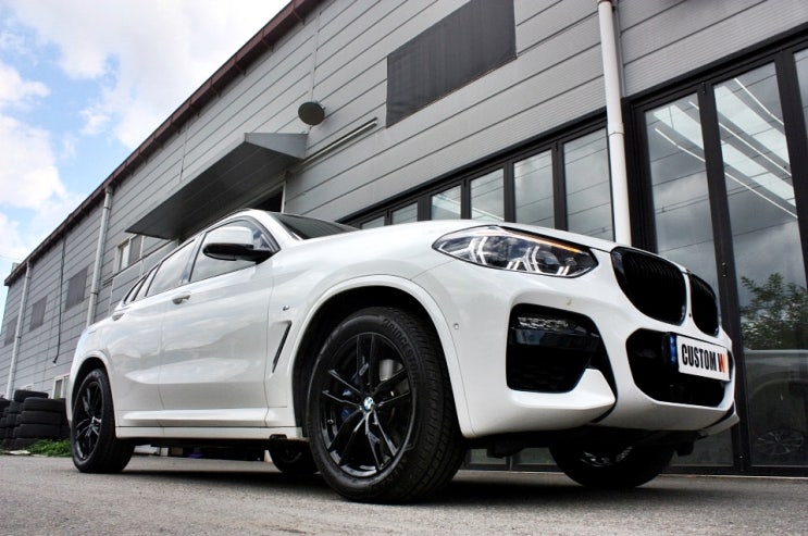 BMW X4 20d 블랙유광 휠도색