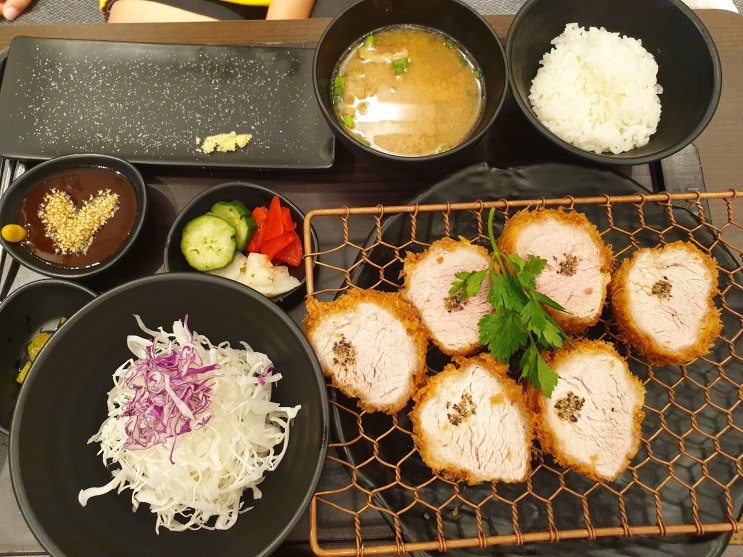  광교 갤러리아 백화점 돈가츠 맛집 - 정돈