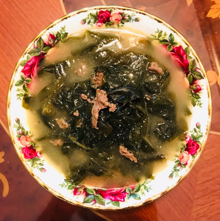 중금속 해독, 혈압강하에 좋은 쇠고기 미역국 끓이기