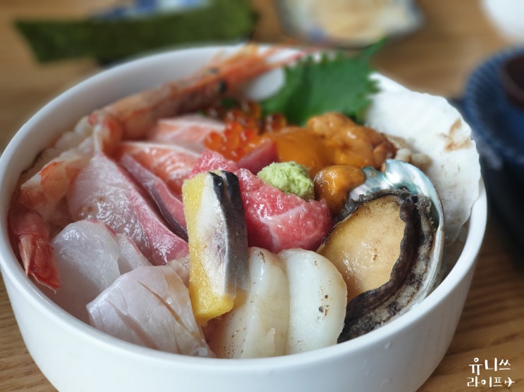  오늘의 초밥 - 광교 까페거리 가성비 좋은  카이센동 맛집