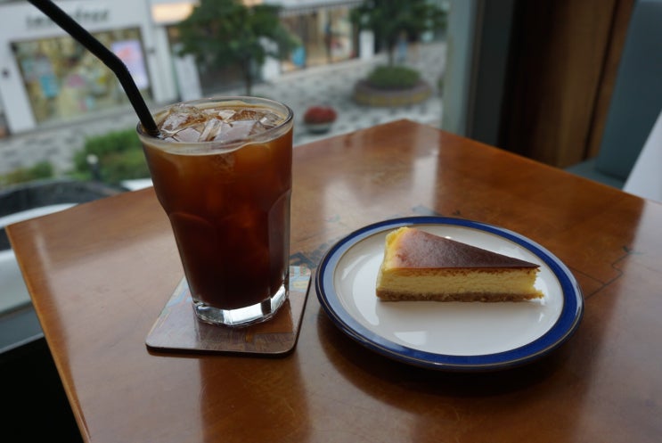 울산 삼산 카페 : 디저트가 맛있고 사장님도 친절한 커피 명가