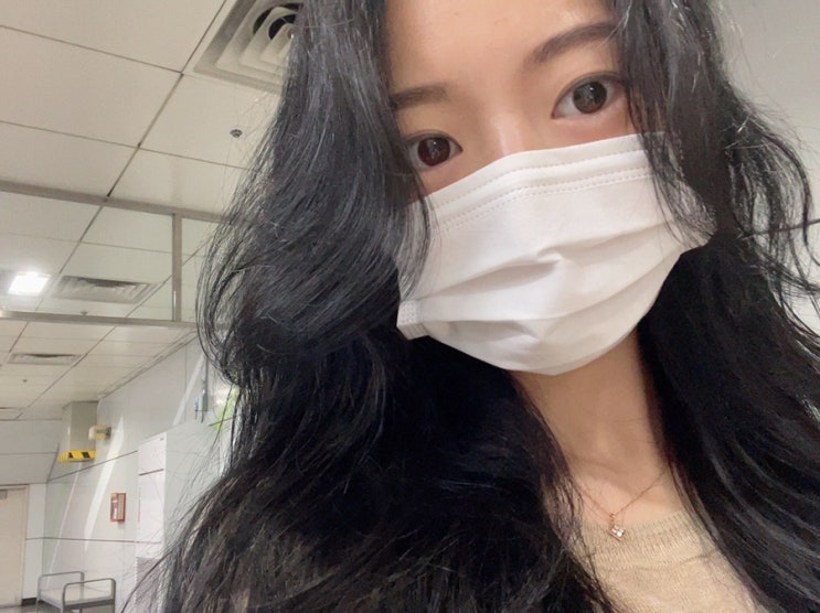  낙성대미용실 / 로이드밤 낙성대점에서 블루블랙으로 염색하고 왔어요