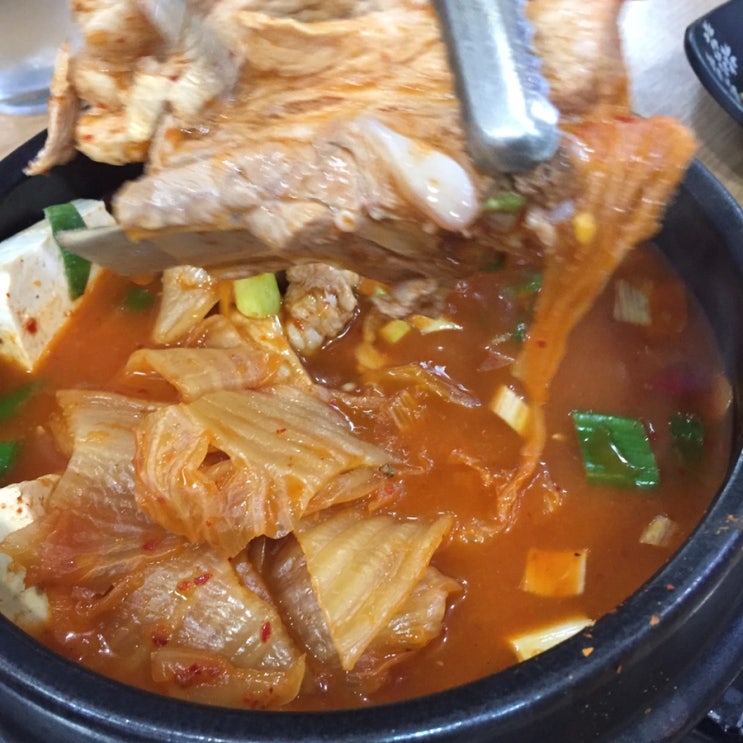  아기와 함께는 무리수였던 만년동 장가네 묵은지 갈비김치찌개 전문점