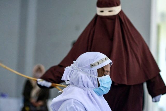아프간에 부활하는 이슬람 율법인 '샤리아 법'