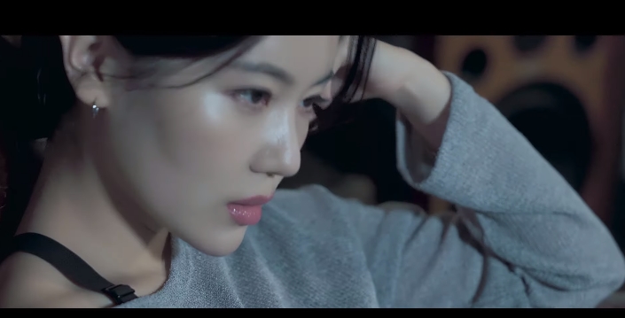  [MV] Aalia _ 너만 보여 [뮤비/가사/듣기]