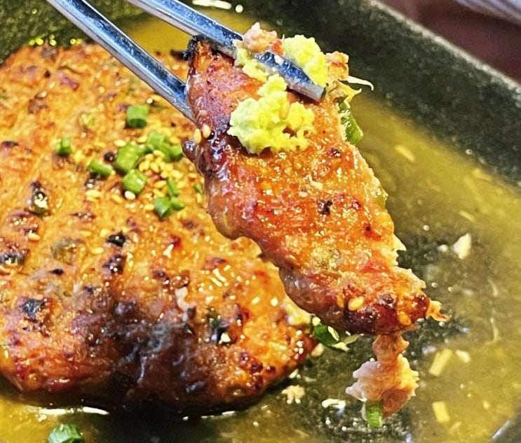  포천아트밸리 맛집 육즙 가득한 버섯소스가 맛있는 포천 떡갈비 명이몽