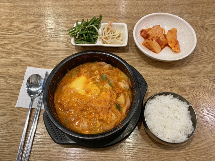  [이대] 주말 아침 혼밥, 육수당 국밥