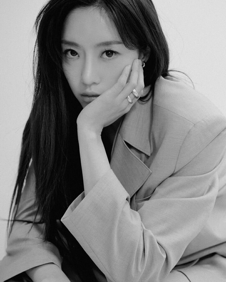 함은정 (咸晶[훈음][2], Hahm Eunjung) 출생 1988년 12월 12일 (32세)[3] 서울특별시 노원구 상계동 국....