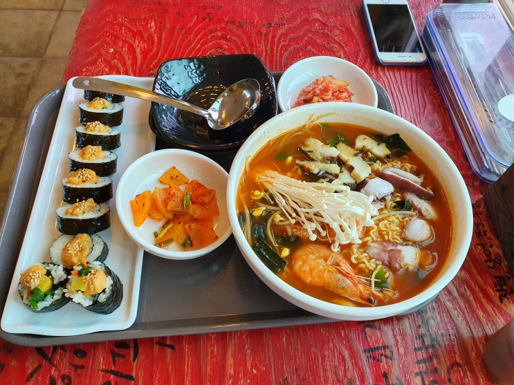  제주도 우도 맛집 - 성게김밥 & 해물라면