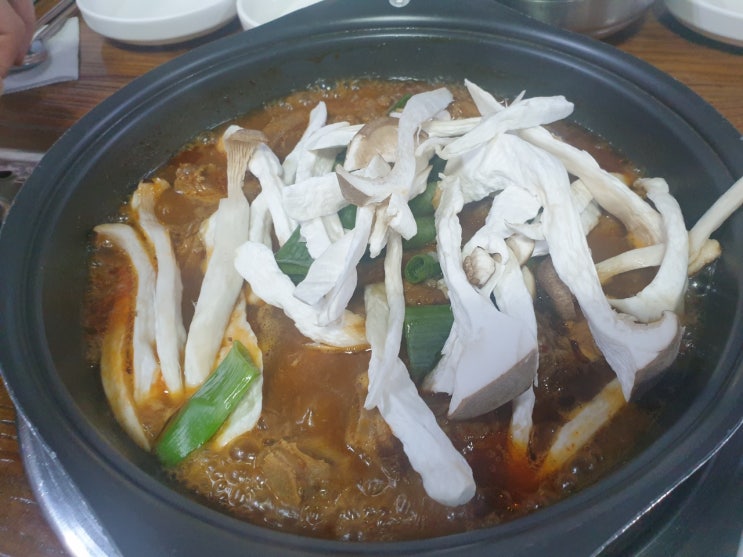  [제천] 현지인도 인정하는 두꺼비식당본점, 주차장