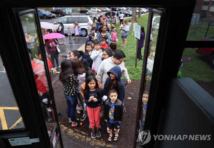 미국 아동·고용 복지 변혁…'무조건 보장수당' 파장 주목 미국 아동·고용 복지 변혁…'무조건 보장수당' 파장 주목