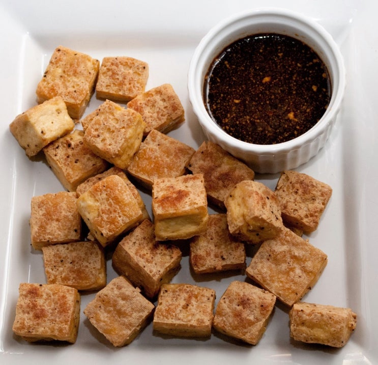  아침에 먹는 두부와 방울토마토는 어떤 건강효과가 있을까?