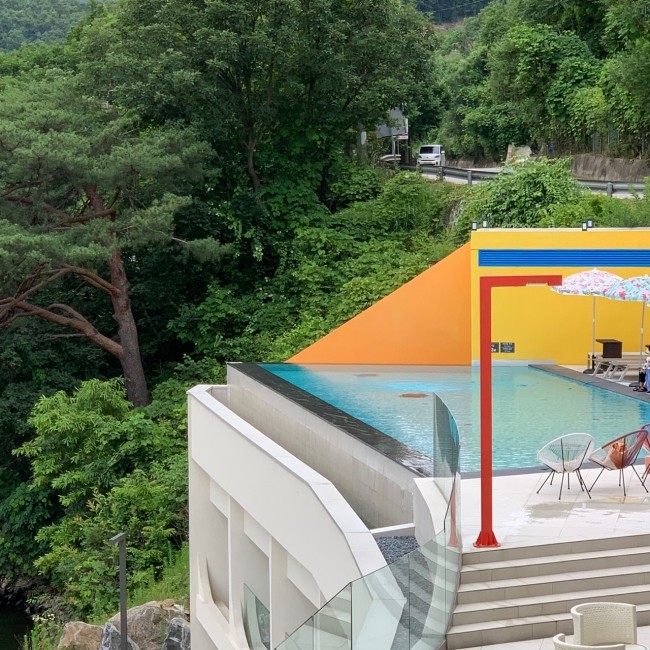  가평 리버뷰 스위티안 호텔 자쿠지 스위트 104
