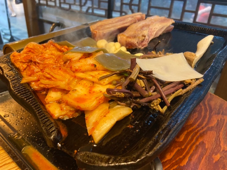 존맛탱 김치 구워먹는 삼겹살 맛집 2동탄 태백집