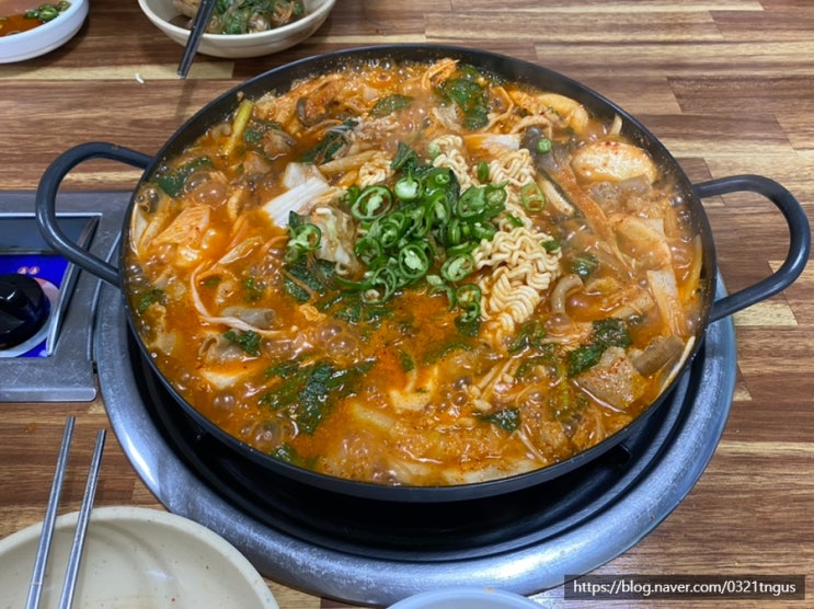  [수원곱창전골/권선동맛집] 곱창이 가득 들어있어 고소했던 곱창전골 맛집- ‘우리집 곱창전골 해장국’
