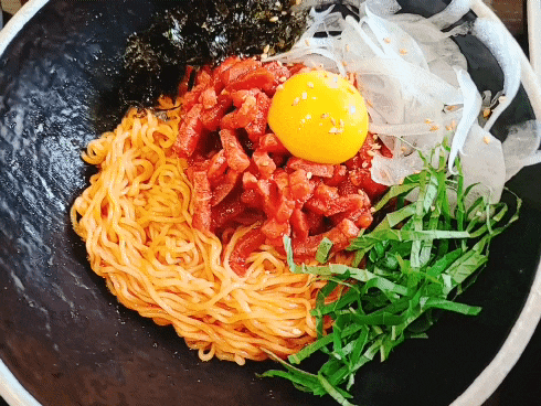  정자동 맛집 사위식당 신메뉴 육회비빔라면 솔직 후기