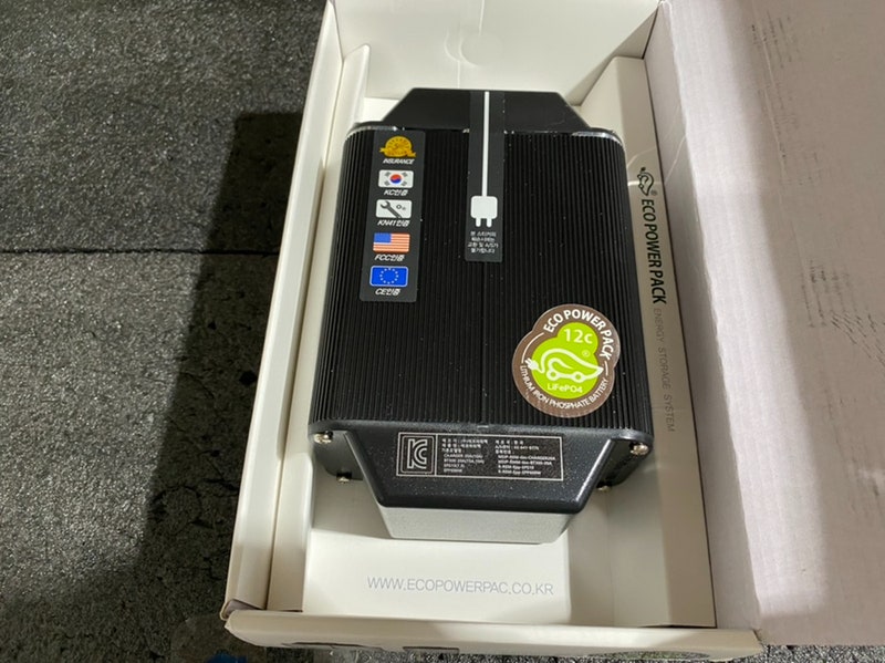 인천 서구 / 아이나비 QXD7000 블랙박스 장착, 에코파워팩 보조배터리 시공 / 벤츠 / E-클래스