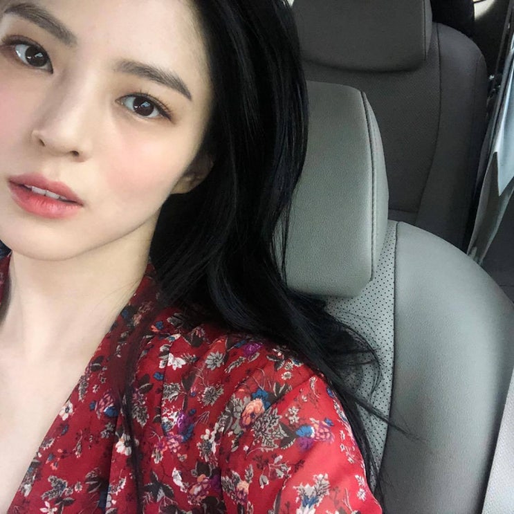  [가을웜톤 연예인 - 가을딥 연예인] 한소희 퍼스널컬러 추정(**)