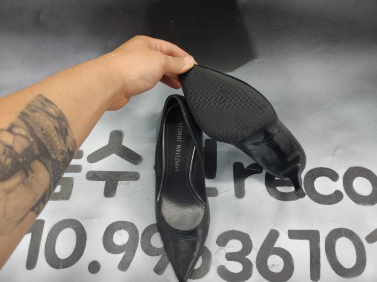 스튜어트 와이츠먼 밑창보강 구두밑창보강 :여성힐도 밑창보강이필수인이유!