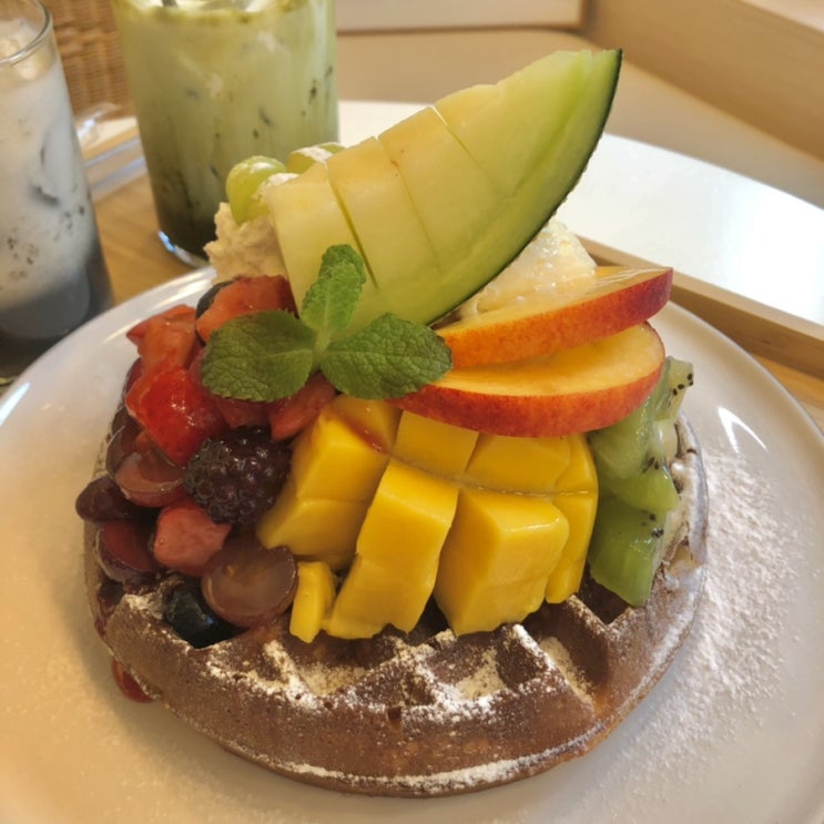  남포동 카페:: 크로플과 디저트가 맛있는 릴라이카페/ 부산 데이트 코스로 추천해요