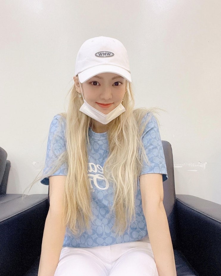 효연 패션 위미위 모자 정보 (정은지의가요광장 패션코디) 효연 패션 위미위 모자 정보 (정은지의가요광장 패션코디)