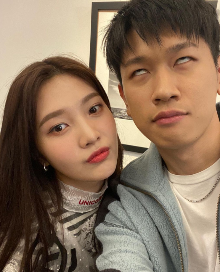  크러쉬 레드벨벳 조이 열애설 (ft. 둘만의 세상으로 가)