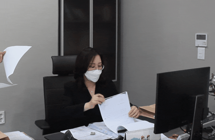 경산/구미이혼변호사? 재산은커녕 아이까지 뺏긴다. 경산/구미이혼변호사? 재산은커녕 아이까지 뺏긴다.