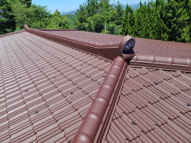 광주 칼라강판 지붕공사 오래된 지붕 공사는 전문가에게 맡기세요