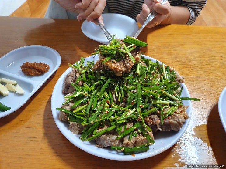  <영등포, 신길역> 대한옥 (노포 맛집, 꼬리 찜 맛집, 꼬리 수육)