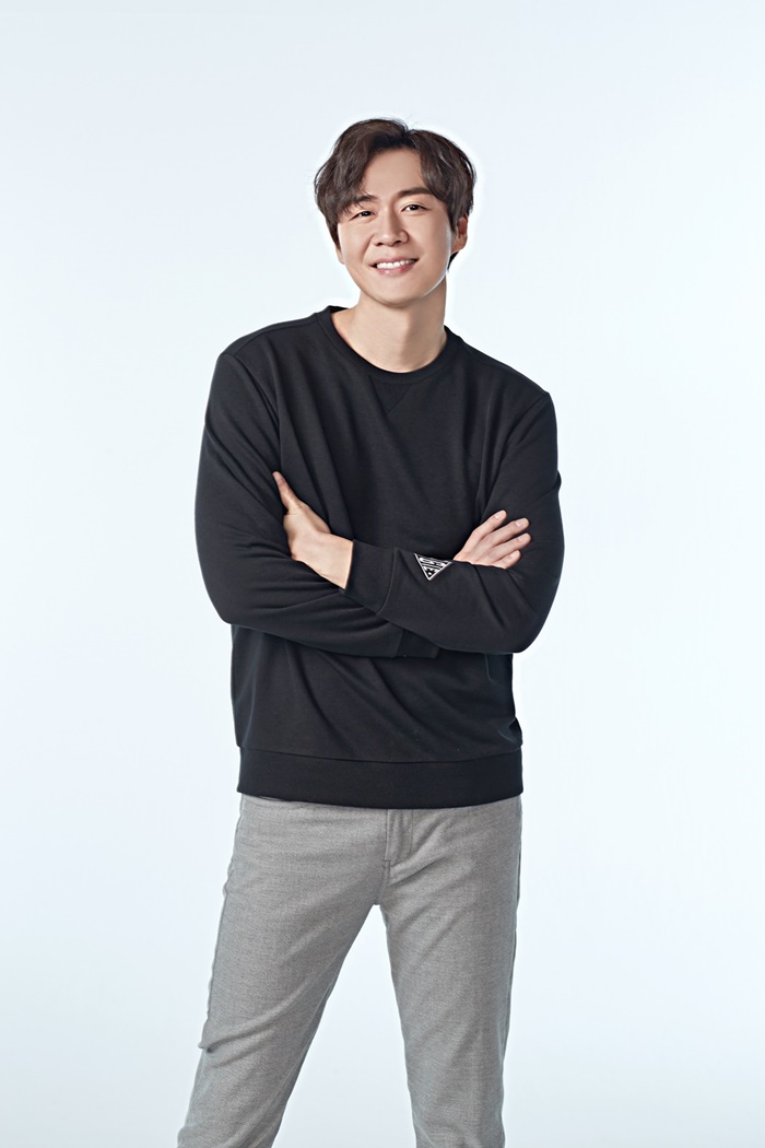 생각보다 키 큰 배우 연정훈 생각보다 키 큰 배우 연정훈