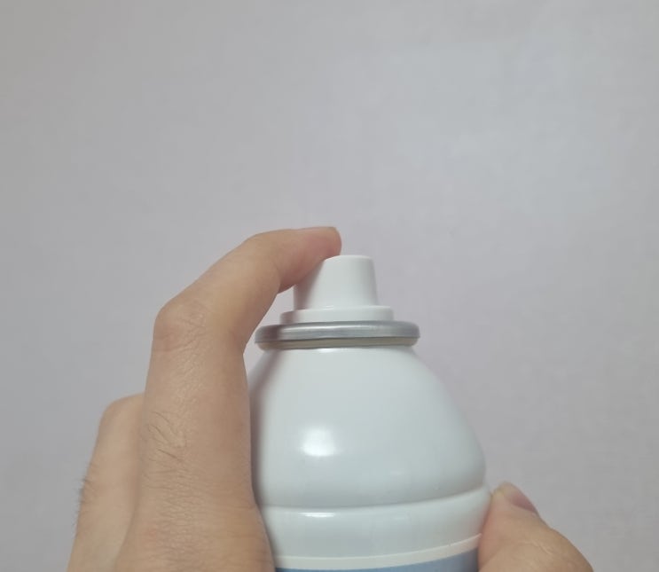  동그란 벌레 아주 귀여워^^