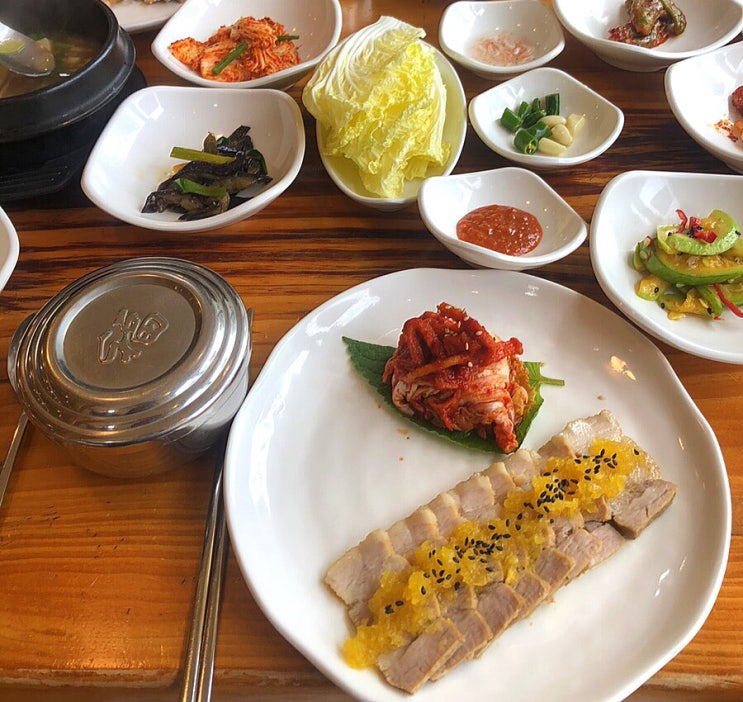  부천 상동 맛집 추천, 점심 특선으로 먹기 좋은  “돈통마늘보쌈”