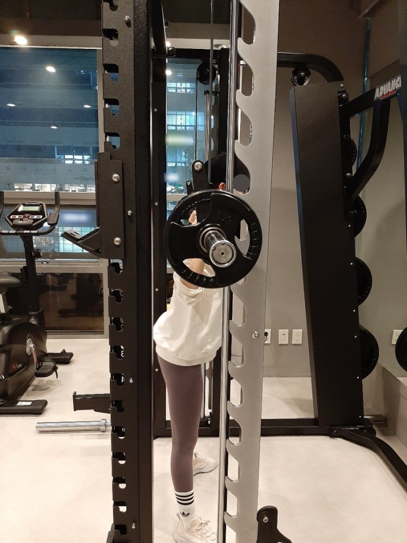 초보자 하체운동- 스미스머신 스쿼트 : 네이버 블로그