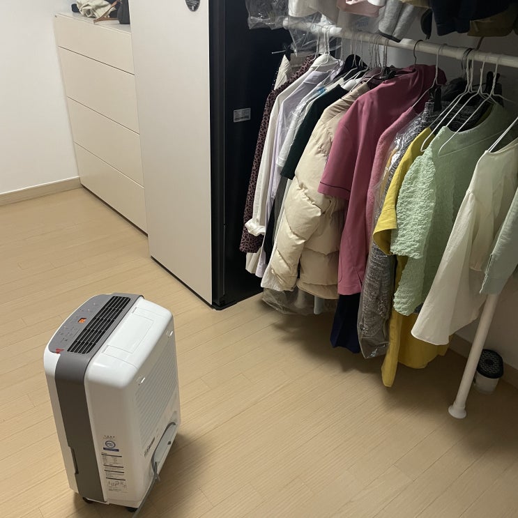  [익산 신혼집] 비오는 날엔 DXAE100-JWK 제습기 위닉스 뽀송 10리터